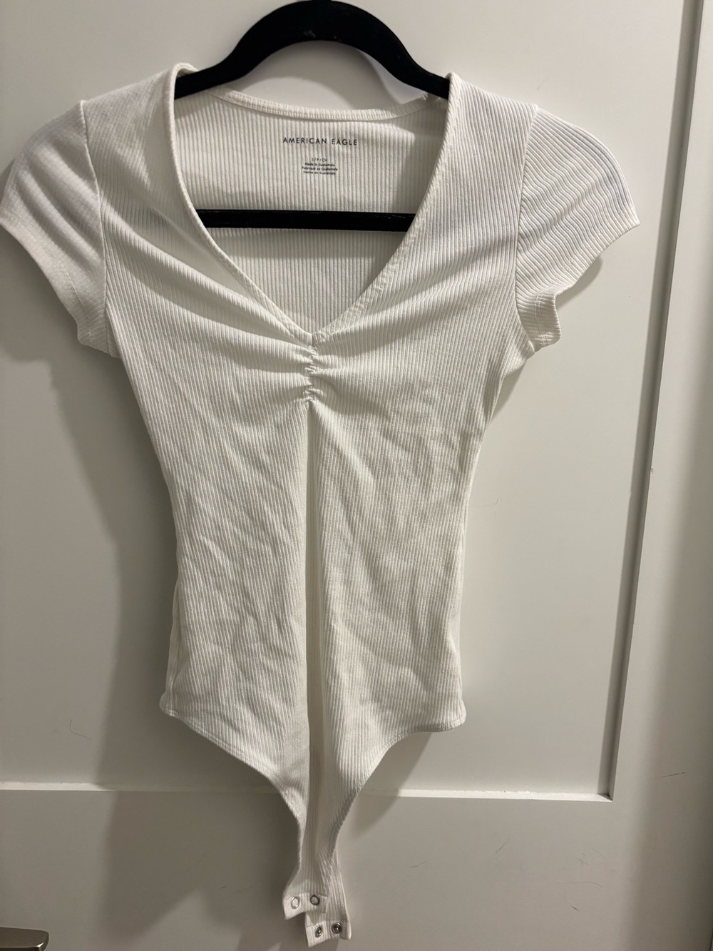 American Eagle Outfitters White Ribbed V-Neck Short Sleeve Bodysuit